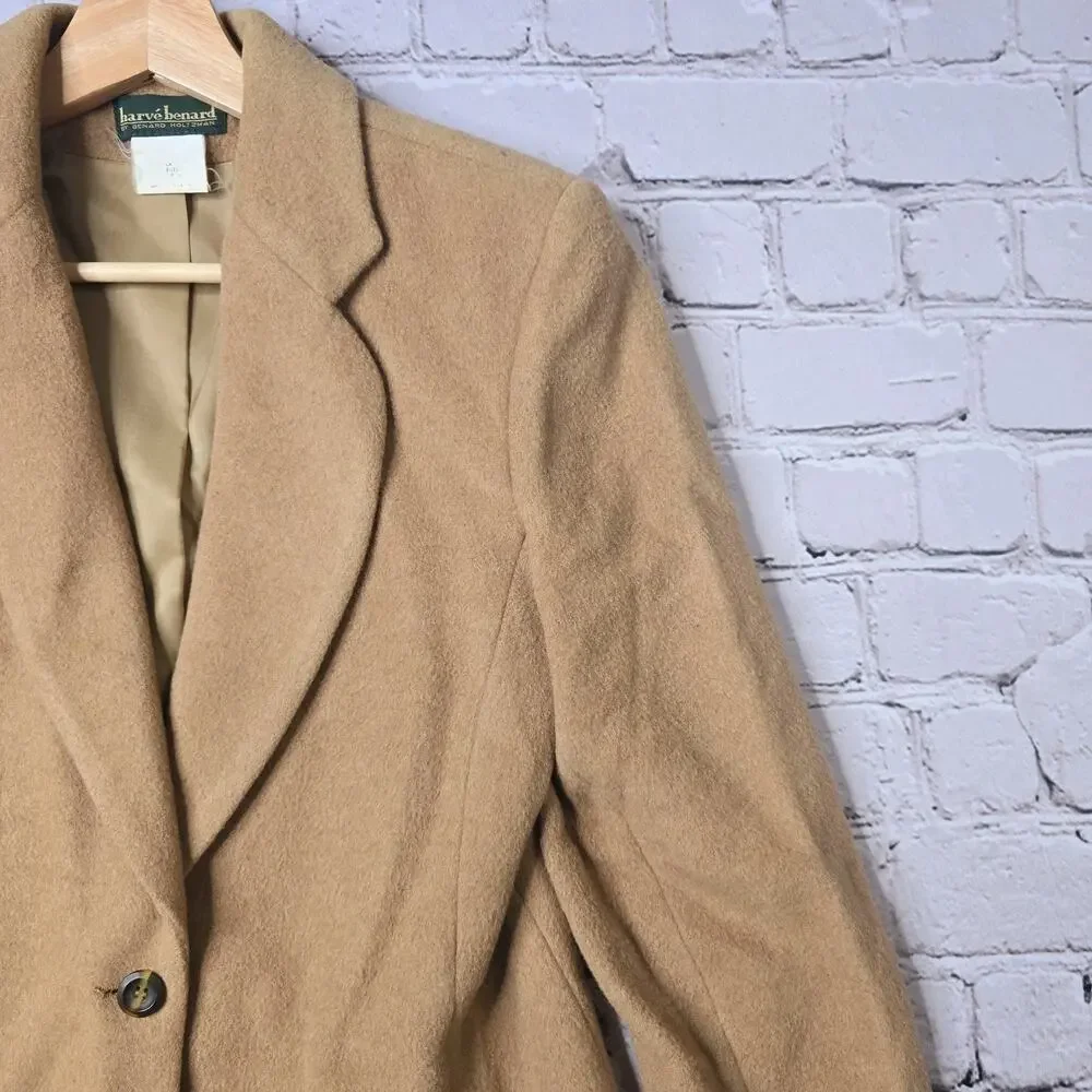 Vintage Harve Bernard Wool Blend Tan Single‎ Button Blazer Coat Jacket Size Med?
